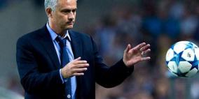 تصرفات مورينيو تُثير القلق في تشيلسي