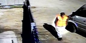 تيفيز يبدأ تنفيذ عقوبة الخدمة العامة قبل ديربي مانشستر !