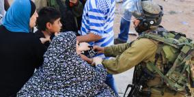 مواجهات قرب حاجز عوفر واعتقال طفل (12 عام) من بيتونيا