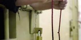 'مانديلا': إدارة سجن تلموند تمارس سياسة التجويع بحق الأسرى القاصرين