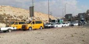 اسرائيل تضيق المدخل الشرقي للعيزرية لتسهيل مرور الاسرائيليين