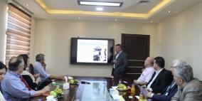 الخليل: دراسة اطلاق برنامج تطبيقي تعليمي في مجال الطاقة الشمسية لطلبة المدارس