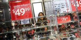 كيف شردت مواقع التسوق الإلكترونية الآلاف في أميركا؟