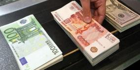 انهيار الروبل الروسي خاسراً 10% من قيمته بأسبوع