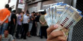 انقطاع صرف مخصصات عدد من عائلات الشهداء والجرحى في غزة