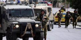 جنين: قوات الاحتلال تحتجز مواطنا لساعات على حاجز عسكري