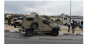 الاحتلال يعتقل مواطنًا بزعم حيازته على سكين