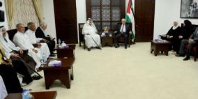 الرئيس يستقبل وفد وجهاء ومخاتير وشيوخ من قطاع غزة