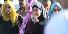 دخول المصلين من معبر قلنديا لاداء صلاة الجمعة الأولى في شهر رمضان