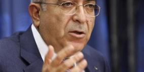 الدكتور سلام فياض يهاتف بعثة الأمعري في دوشنبي ويحثهم على التأهل للنهائي