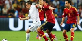 إسبانيا تنتظر عودة ثلاثي الوسط في مواجهة فرنسا الليلة