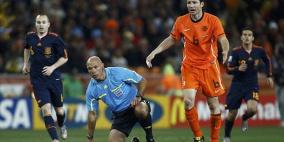 هاورود ويب يعود للتحكيم بطريقة جديدة