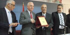 وفد من ملتقى رجال الاعمال الفلسطيني بالخليل يزور غزة