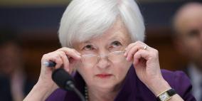 المركزي الأميركي يلمّح لزيادة محتملة بمعدلات الفائدة