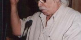 الشاعر والكاتب خالد ابو خالد لـ"رايــة": سأكتب سيرة الثورة الفلسطينية قريبا