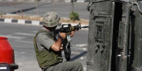 إصابة شاب برصاص الاحتلال واعتقال فتى في مخيم الدهيشة