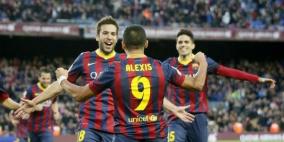 هاتريك سانشيز يقود برشلونة للفوز برباعية على إلتش