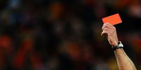 شاهد.. أسرع حالة طرد في تاريخ كرة القدم