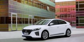 هيونداي أيونك 2018 تفوز بجائزة «أفضل سيارة للمرأة في العالم لهذا العام»