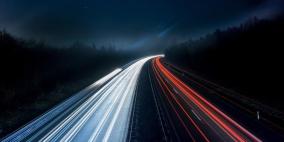 إنجاز علمي.. إمكانية خفض سرعة الضوء إلى الصفر