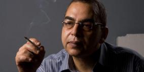 رحيل الروائي المصري أحمد توفيق