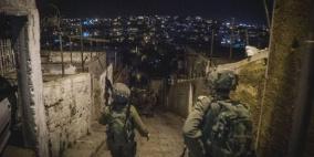 حملة اعتقالات في الضفة تطال اكثر من 15 مواطنا