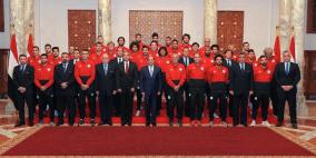 محمد صلاح يفجر مفاجأة خلال لقائه السيسي 