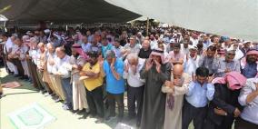 للاسبوع الثاني.. المئات يؤدون الجمعة في الخان الأحمر