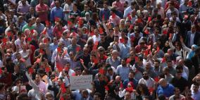 الآلاف يتظاهرون في رام الله للمطالبة بتعديلات على قانون الضمان الاجتماعي