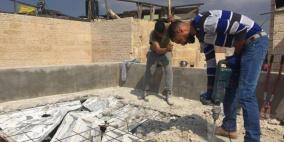 الاحتلال يجبر عائلة مقدسية على هدم جزء من منزلها 