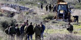 تمهيداً للسيطرة عليها.. مستوطنون يجرفون 30 دونما جنوب نابلس