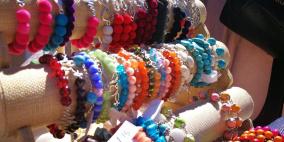 بازار بيتنا الثالث في الخليل لدعم مرضى السرطان 