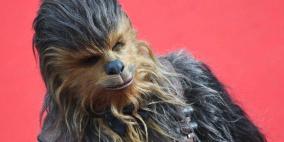 وفاة "تشوباكا" أحد أبطال الفيلم الشهير "حرب النجوم" 