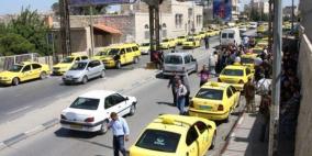 الشرطة تضبط 10 مركبات خاصة تنقل المواطنين مقابل أجر في الخليل