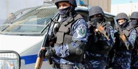 الشرطة تقبض على "مطلوب خطير هارب من العدالة"