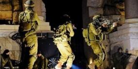 اندلاع مواجهات عقب اغلاق مداخل مخيم العروب شمال الخليل