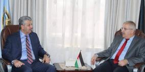 الوزير سالم: مصرون على الإرتقاء بجودة الخدمات المقدمة للمواطن 