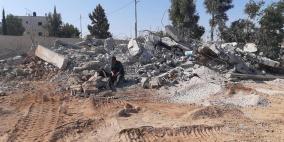 الاحتلال يهدم منزلي شقيقين 