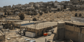 الإحتلال يقرر بناء حي استيطاني جديد في الخليل العتيقة