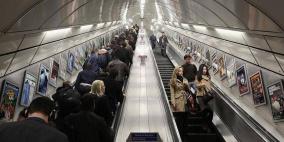 15 ألف دولار تعويضا بعد "واقعة" السلم الكهربائي