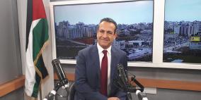 بدءا بالصحافة وانتهاء بالتمور..النجاب يروي لراية حياته المهنية