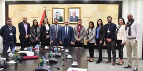 وفد مؤسسة "REFORM" يلتقي اشتية