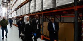 د.غنام: كافة السلع متوفرة ولا حاجة لتهافت المواطنين على شرائها