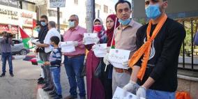 الخليل: "وقفة عز" تضامنًا مع الأسرى 