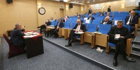 اشتية يحذر من صيف ساخن قد تواجهه القضية الفلسطينية