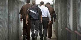 الاحتلال يعتقل مدير نادي الأسير في القدس وشابا آخر