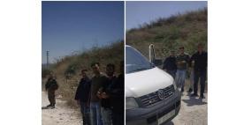الاحتلال يحتجز 4 من ضباط شرطة المباحث على حاجز حوارة جنوب نابلس