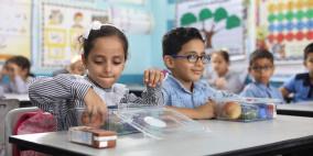 طلبة القطاع يعودون اليوم إلى مقاعد الدراسة