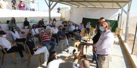 رؤساء بعثات دول أوروبية يطلعون على معاناة المواطنين بمسافر يطا 