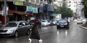 انخفاض ملموس على درجات الحرارة وتوقعات بسقوط زخات متفرقة من الأمطار